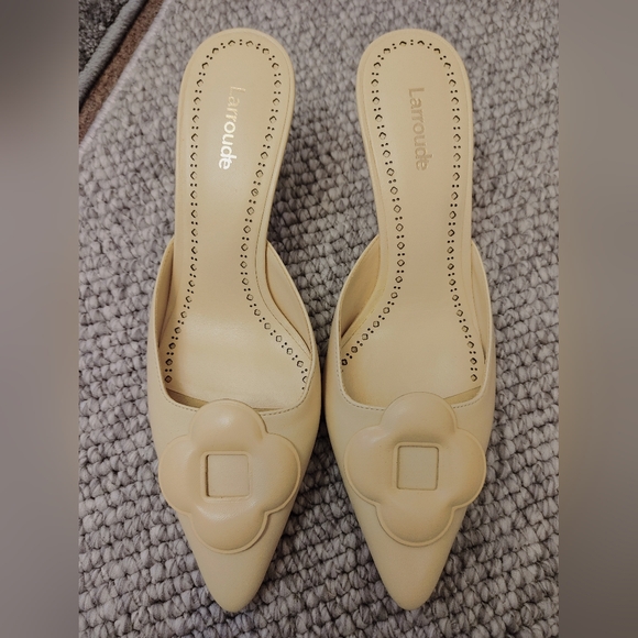 Larroude Mules - Picture 1 of 6